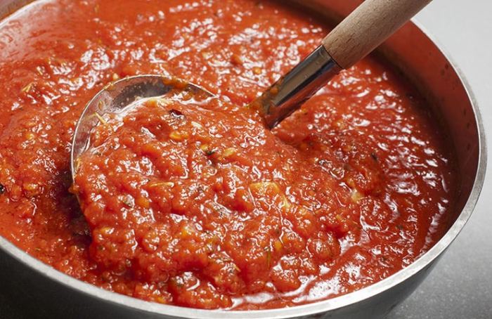 Fresh tomato hot sauce recipe