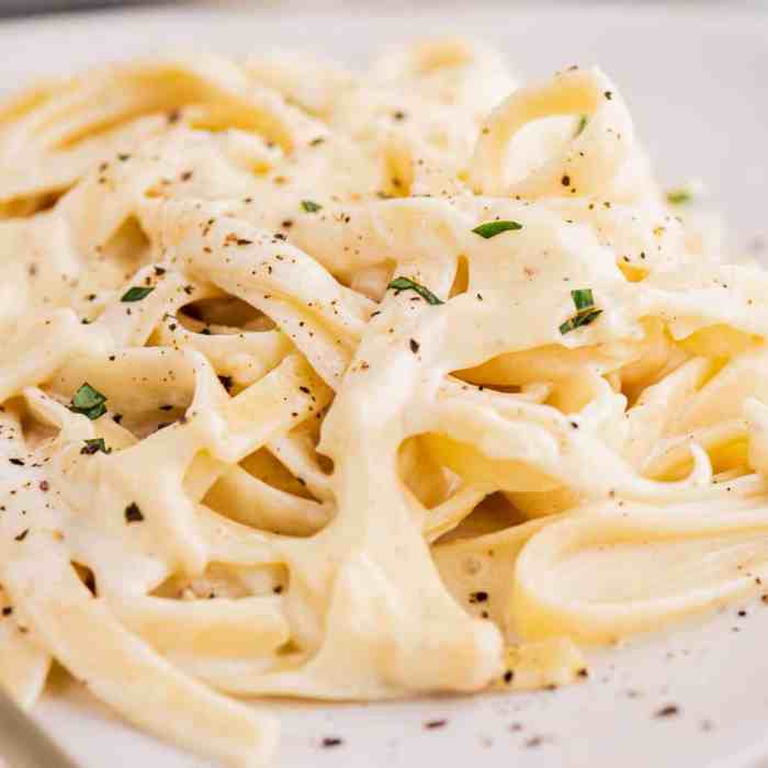 Gluten-free creamy pasta sauce recipe