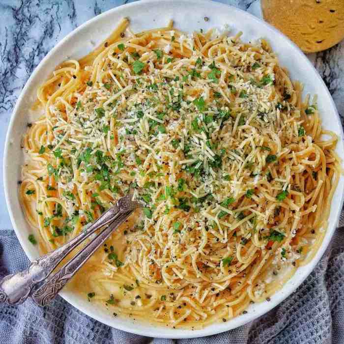 Garlic and white wine sauce recipe