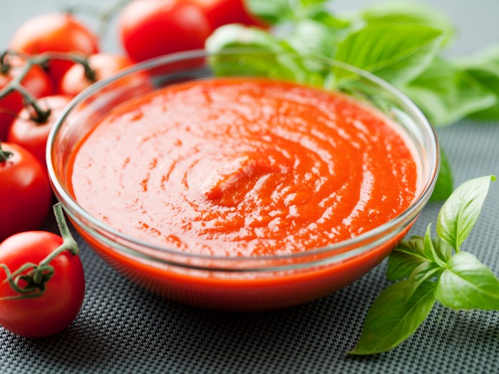 Golden tomato sauce recipe