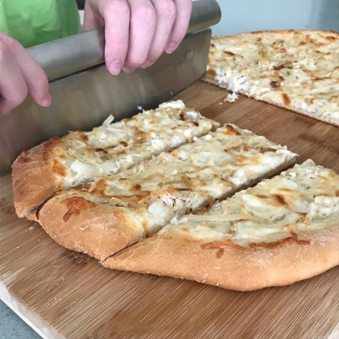 Garlic chicken pizza white sauce recipe