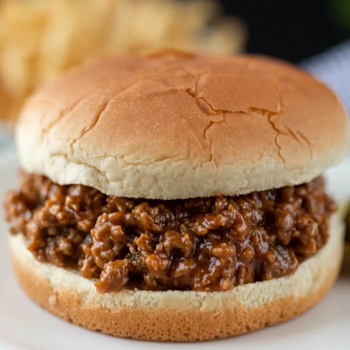 Easy sloppy joe recipe 5 ingredients with tomato sauce